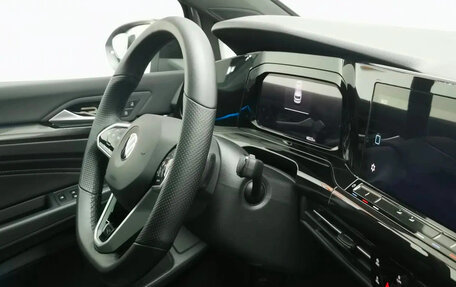 Volkswagen Golf VIII, 2022 год, 2 083 000 рублей, 7 фотография