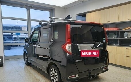 Toyota Roomy I, 2017 год, 930 000 рублей, 6 фотография