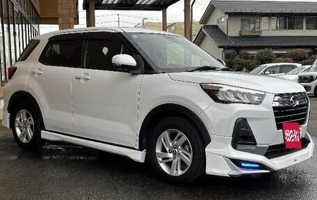 Daihatsu Rocky, 2021 год, 1 050 000 рублей, 5 фотография