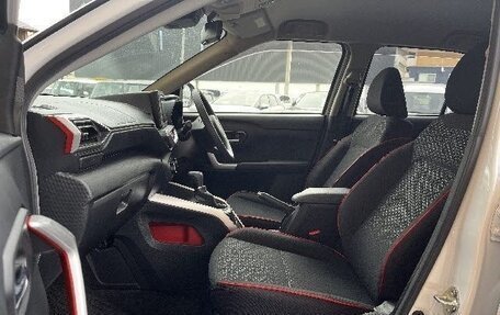 Daihatsu Rocky, 2021 год, 1 050 000 рублей, 17 фотография