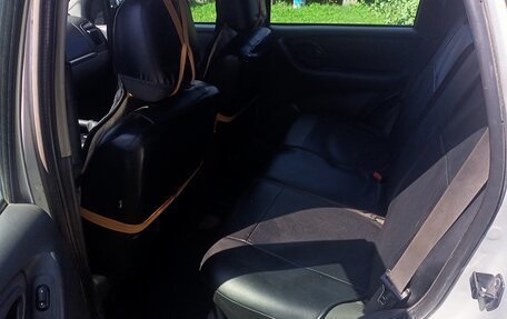 Mazda Tribute II, 2004 год, 650 000 рублей, 12 фотография