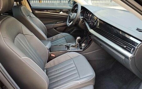 Volkswagen Passat B8 рестайлинг, 2021 год, 2 400 000 рублей, 5 фотография