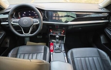 Volkswagen Passat B8 рестайлинг, 2021 год, 2 400 000 рублей, 8 фотография