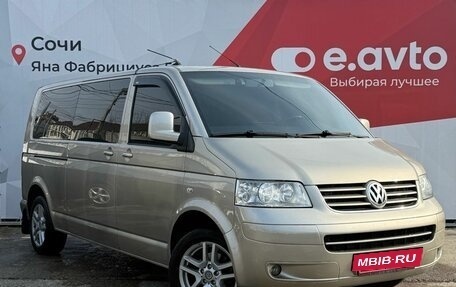 Volkswagen Caravelle T5, 2008 год, 1 649 000 рублей, 3 фотография