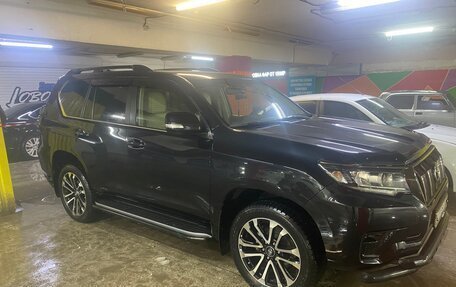 Toyota Land Cruiser Prado 150 рестайлинг 2, 2020 год, 6 890 000 рублей, 3 фотография