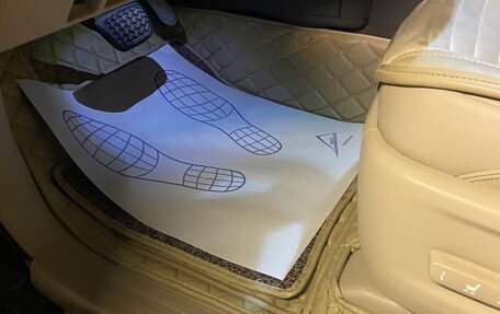 Toyota Land Cruiser Prado 150 рестайлинг 2, 2020 год, 6 890 000 рублей, 12 фотография