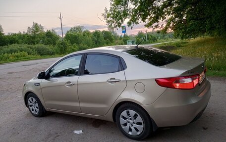 KIA Rio III рестайлинг, 2012 год, 800 000 рублей, 5 фотография
