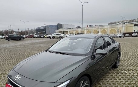 Hyundai Elantra, 2023 год, 2 350 000 рублей, 4 фотография