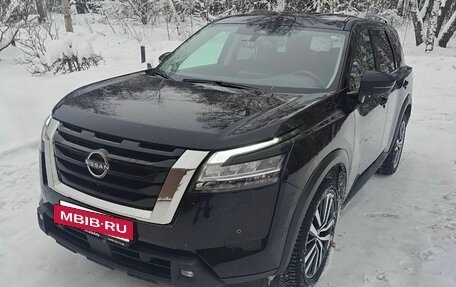 Nissan Pathfinder, 2021 год, 4 499 000 рублей, 2 фотография