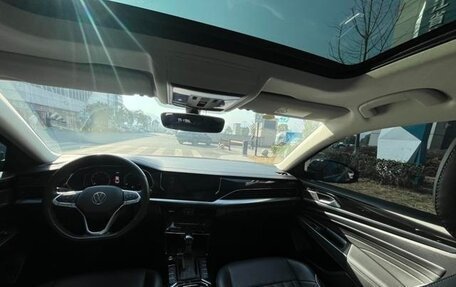 Volkswagen Passat B8 рестайлинг, 2021 год, 2 450 000 рублей, 8 фотография