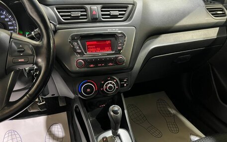 KIA Rio III рестайлинг, 2014 год, 895 000 рублей, 22 фотография