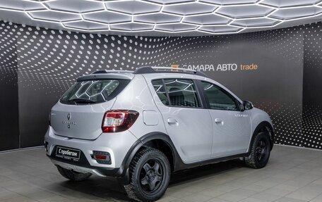 Renault Sandero II рестайлинг, 2017 год, 1 008 000 рублей, 2 фотография