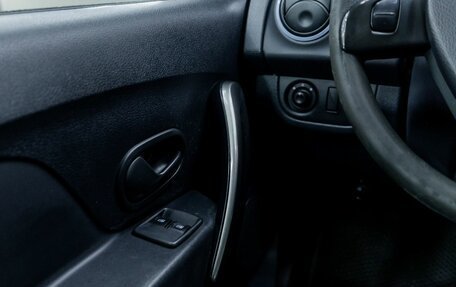 Renault Sandero II рестайлинг, 2017 год, 1 008 000 рублей, 25 фотография