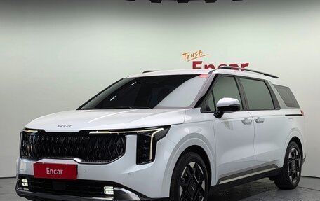 KIA Carnival, 2024 год, 5 840 000 рублей, 2 фотография