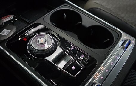 KIA Carnival, 2024 год, 5 840 000 рублей, 8 фотография