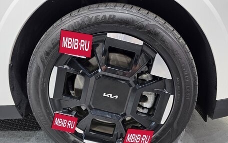 KIA Carnival, 2024 год, 5 840 000 рублей, 9 фотография