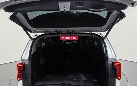 KIA Carnival, 2024 год, 5 840 000 рублей, 12 фотография