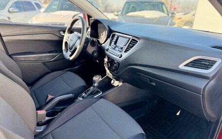 Hyundai Solaris II рестайлинг, 2021 год, 1 645 000 рублей, 15 фотография