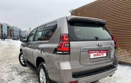 Toyota Land Cruiser Prado 150 рестайлинг 2, 2019 год, 4 900 000 рублей, 6 фотография