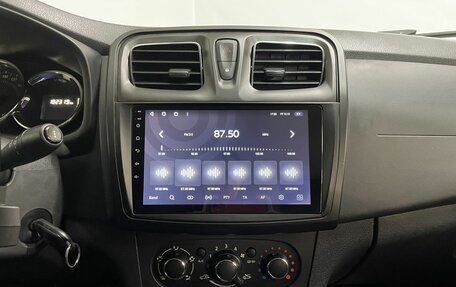 Renault Logan II, 2019 год, 979 000 рублей, 16 фотография