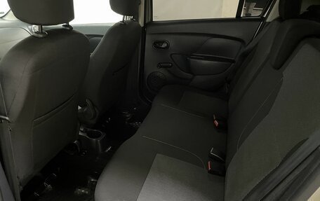 Renault Logan II, 2019 год, 979 000 рублей, 14 фотография