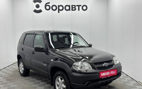 Chevrolet Niva I рестайлинг, 2017 год, 725 000 рублей, 3 фотография