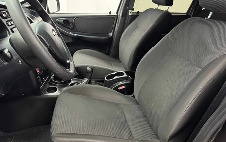 Chevrolet Niva I рестайлинг, 2015 год, 642 000 рублей, 11 фотография