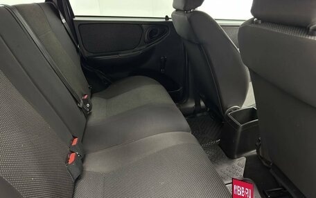 Chevrolet Niva I рестайлинг, 2017 год, 725 000 рублей, 18 фотография