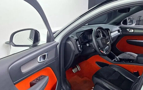 Volvo XC40 I, 2021 год, 2 100 000 рублей, 4 фотография