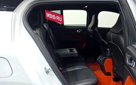 Volvo XC40 I, 2021 год, 2 100 000 рублей, 8 фотография