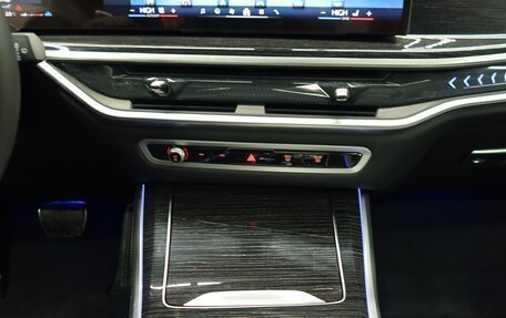 BMW X5, 2024 год, 14 000 000 рублей, 14 фотография