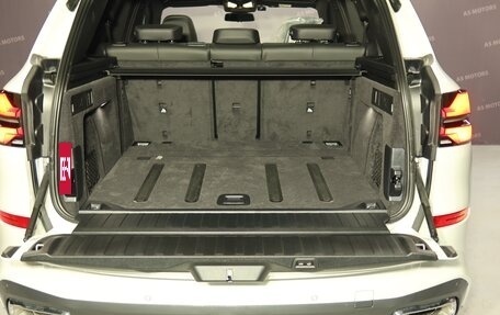 BMW X5, 2024 год, 14 000 000 рублей, 16 фотография