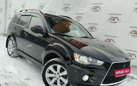 Mitsubishi Outlander III рестайлинг 3, 2011 год, 1 065 000 рублей, 1 фотография