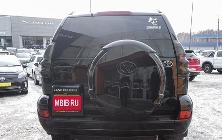 Toyota Land Cruiser Prado 120 рестайлинг, 2005 год, 2 237 000 рублей, 1 фотография