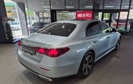 Mercedes-Benz E-Класс, 2025 год, 6 891 027 рублей, 3 фотография