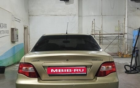 Daewoo Nexia I рестайлинг, 2010 год, 170 000 рублей, 8 фотография