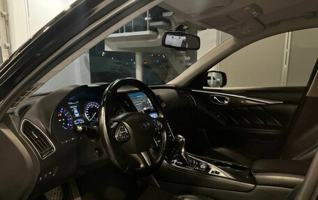 Infiniti Q50 I рестайлинг, 2015 год, 1 415 000 рублей, 19 фотография