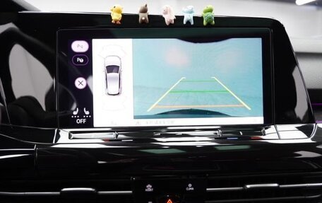 Volkswagen Golf VIII, 2022 год, 1 536 000 рублей, 15 фотография