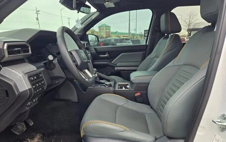 Toyota Tacoma, 2024 год, 7 621 000 рублей, 5 фотография