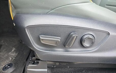 Toyota Tacoma, 2024 год, 7 621 000 рублей, 22 фотография