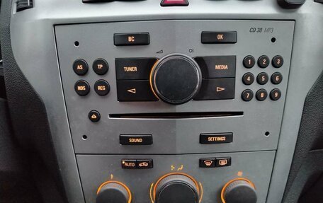 Opel Zafira B, 2012 год, 779 000 рублей, 21 фотография