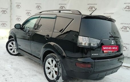 Mitsubishi Outlander III рестайлинг 3, 2011 год, 1 065 000 рублей, 3 фотография
