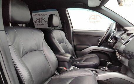 Mitsubishi Outlander III рестайлинг 3, 2011 год, 1 065 000 рублей, 11 фотография