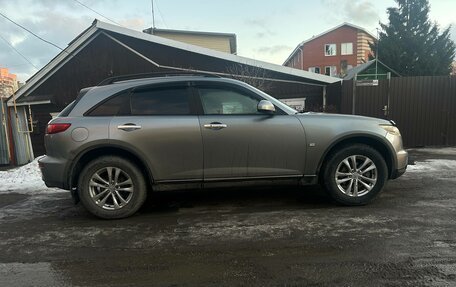 Infiniti FX I, 2003 год, 850 000 рублей, 7 фотография