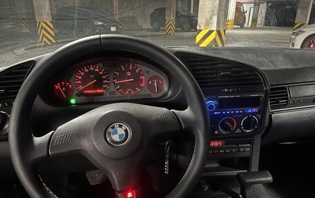 BMW 3 серия, 1993 год, 649 000 рублей, 9 фотография