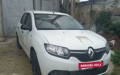 Renault Logan II, 2014 год, 500 000 рублей, 2 фотография