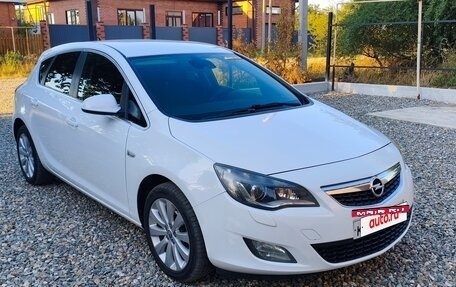Opel Astra J, 2011 год, 760 000 рублей, 5 фотография