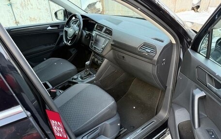 Volkswagen Tiguan II, 2017 год, 2 590 000 рублей, 9 фотография