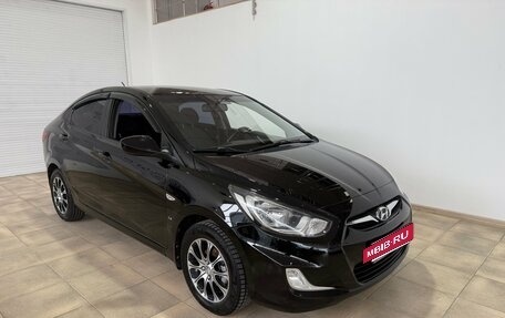 Hyundai Solaris II рестайлинг, 2012 год, 950 000 рублей, 2 фотография