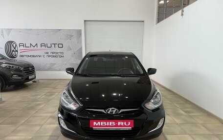 Hyundai Solaris II рестайлинг, 2012 год, 950 000 рублей, 3 фотография